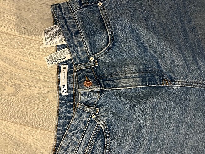 36 Beden mavi Renk ZARA STRAIGHT FIT YÜKSEK BEL JEAN