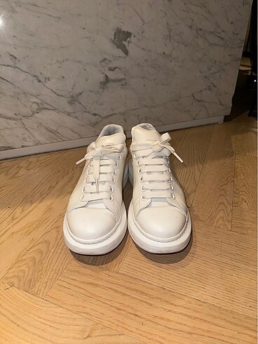 Alexander McQueen Alexander McQueen
