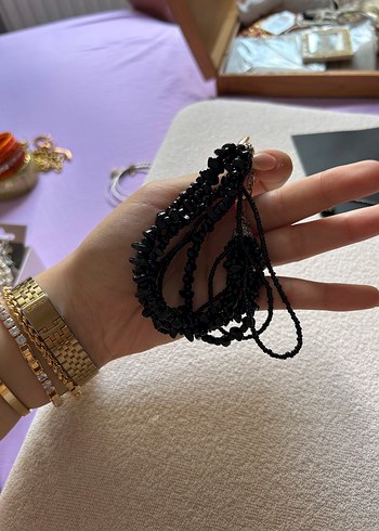 Siyah Mini Boncuklu Yılan Desenli Gotik Kolye