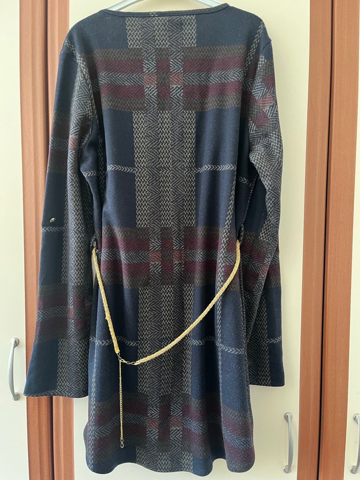 Gri Midi Uzun Kollu Kemerli Tunik - Görsel 2