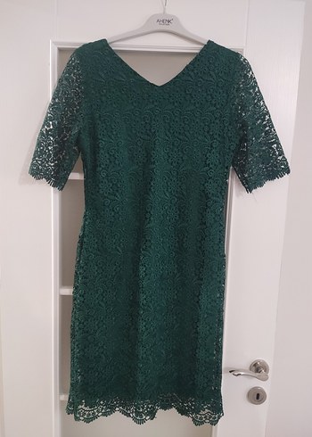 Büyük Beden Yeşil Dantel Midi V Yaka Klasik Astarlı Elbise - Görsel 3