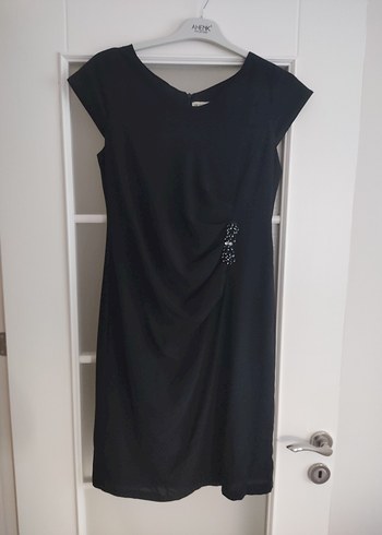 Büyük Beden Siyah Midi Drapeli V Yaka Kolsuz Elbise - Görsel 2