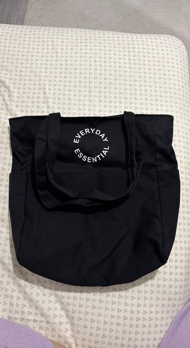 Siyah Minimalist Günlük Çanta - Görsel 2