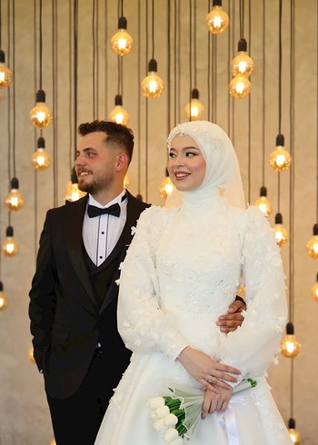 Uzun Kollu Vintage Beyaz Prenses Gelinlik - Görsel 8