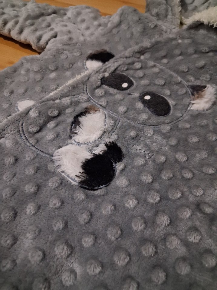 Gri Desenli Kürklü Bebek Tulumu - Görsel 2