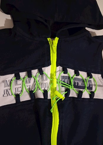 Kapüşonlu Fermuarlı Erkek Çocuk Yelek - Görsel 2