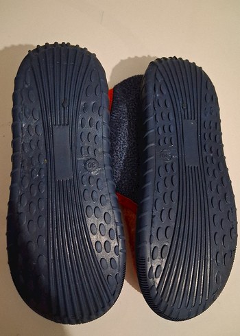 Renkli Erkek Çocuk Ev Terliği Velcro Bağlı - Görsel 4