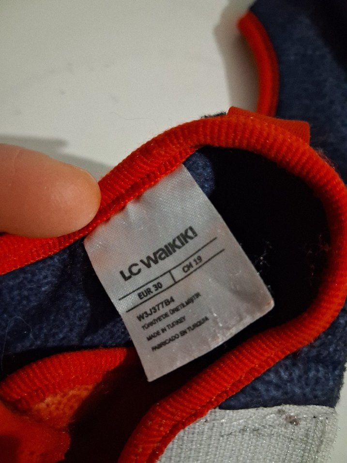 Renkli Erkek Çocuk Ev Terliği Velcro Bağlı - Görsel 5