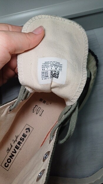 38 Beden Converse haki yeşili orijinal