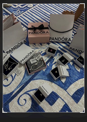 Pandora Sallantili Charm