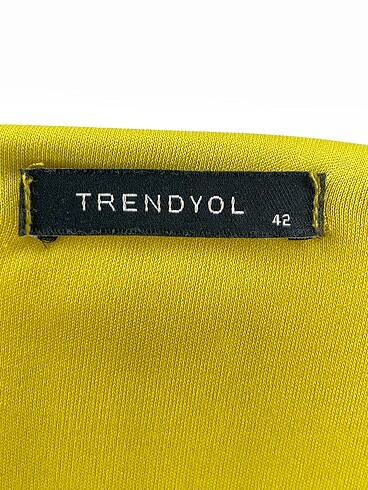 42 Beden çeşitli Renk Trendyol & Milla Kısa Elbise %70 İndirimli.