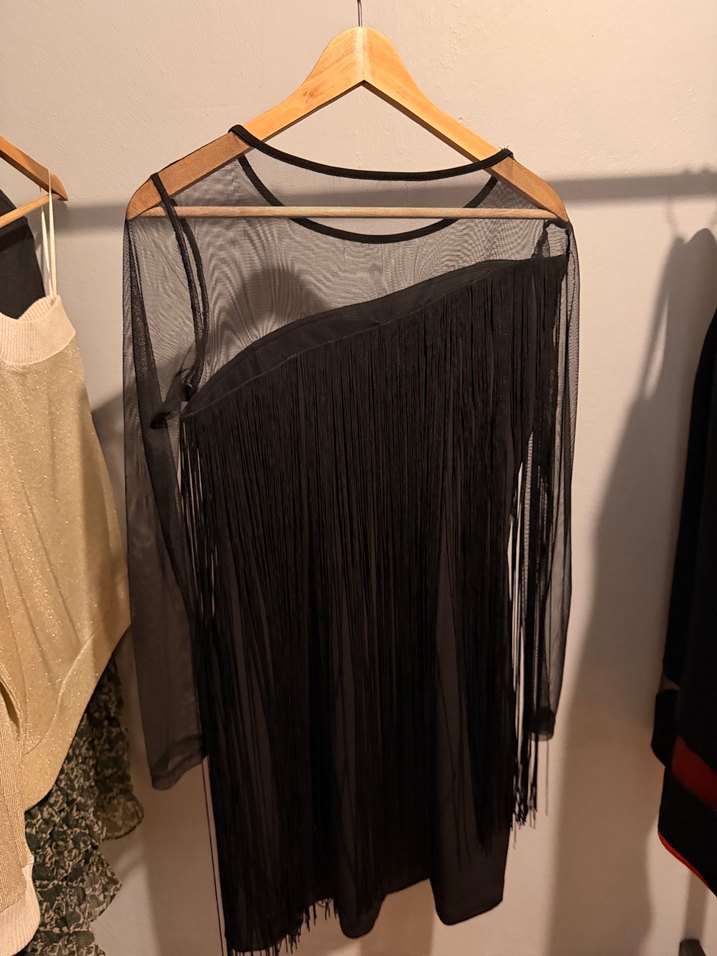 Siyah Drapeli Uzun Kollu Midi Elbise - Görsel 3