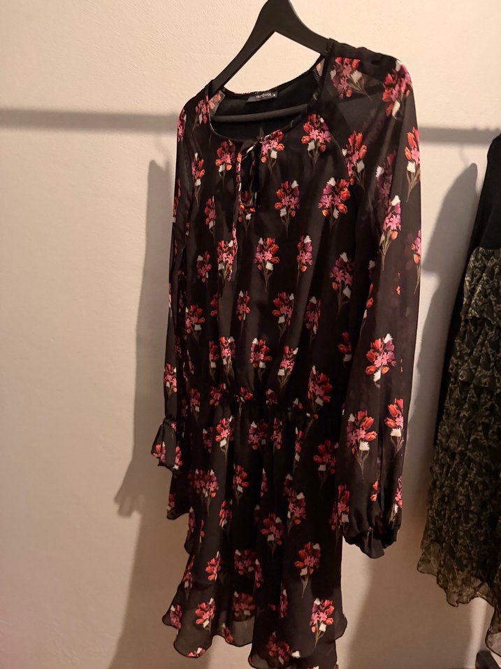 Çiçek Desenli Uzun Kollu Bohem Elbise - Görsel 2