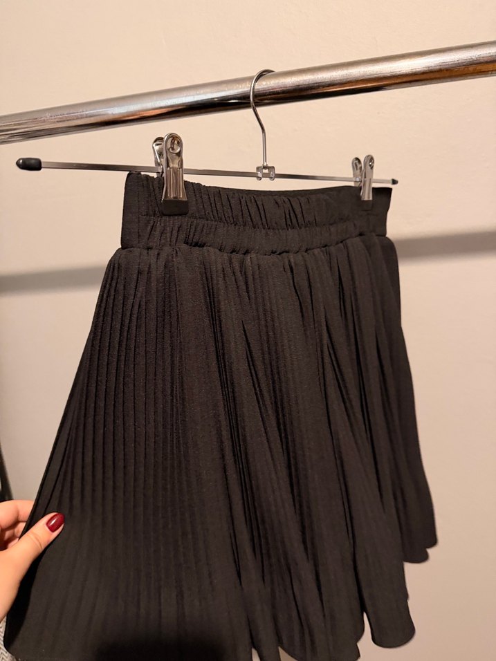 Siyah Keten Pilili Mini Etek - Görsel 2