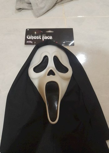 Fun world Ghostface maske