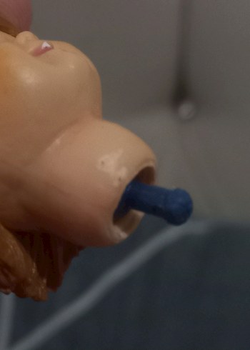 Good Guys Koyu Altın Aksiyon Figürü - Görsel 4