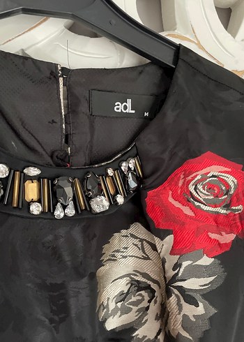 Kırmızı Desenli Straplez Uzun Elbise - Görsel 4