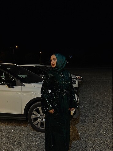 roaa payet elbise