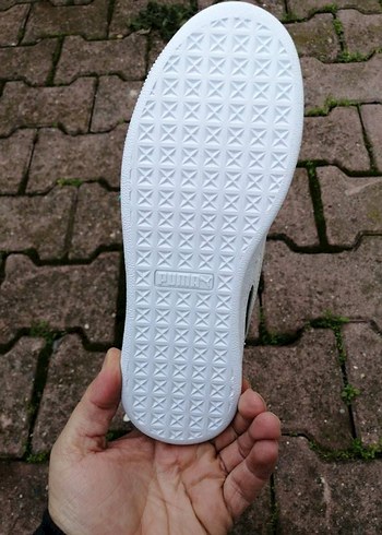 Çiçek Desenli Siyah Beyaz Kadın Spor Ayakkabı - Görsel 4