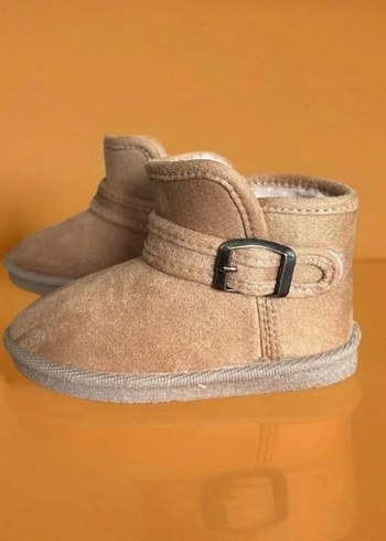 Kız Çocuk Bej Süet Tokalı Bot - Görsel 3