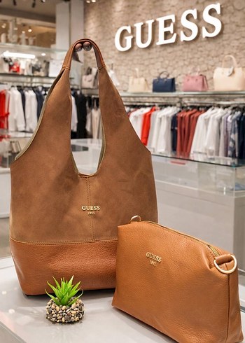 GUESS Kahverengi Deri Kadın Çanta - Görsel 4