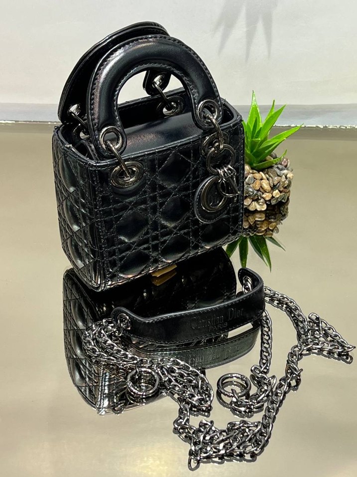 Zincir Detaylı Siyah Süet Kadın Çanta - Görsel 4