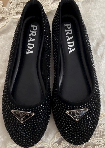 Prada Siyah Tasli Babet