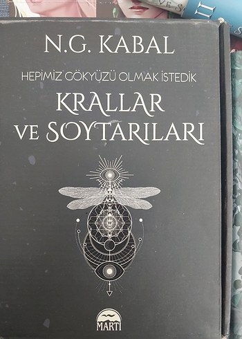 Beden Krallar ve Soytarılar kutulu set N.G Kabal