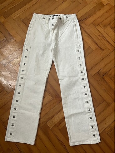 Levis beyaz jean