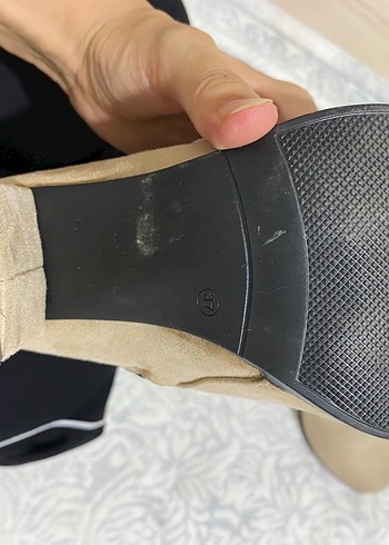 Zara Bej Süet Kadın Topuklu Bot
