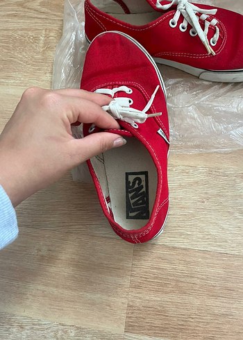 Vans Kırmızı Minimalist Kadın Spor Ayakkabı