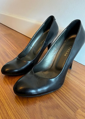37 Beden siyah Renk Tergan Siyah Rugan Stiletto