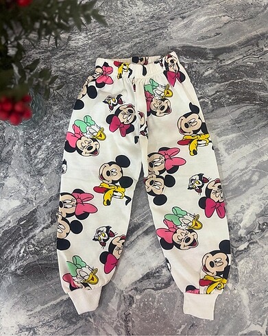 Diğer Mickey mouse kız takım