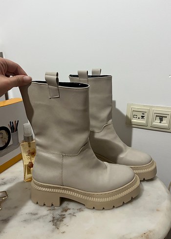 Bej Deri Platform Topuklu Kadın Bot - Görsel 2