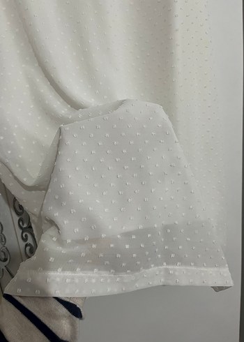 Beyaz puantiye detaylı zarif tül elbise - Görsel 4