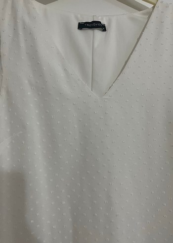 Beyaz puantiye detaylı zarif tül elbise - Görsel 3