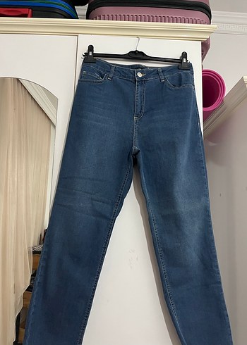 LC Waikiki l