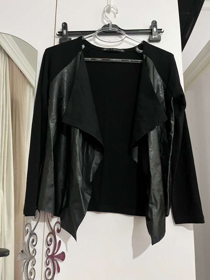 Drapeli Siyah Deri Kadın Ceket - Görsel 2