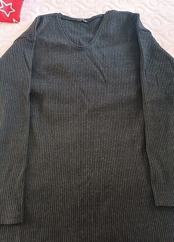 Zara Bluzz