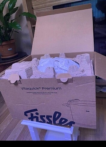Beden Renk KAPALI KUTU FİSSLER DÜDÜKLÜ TENCERE 6 LİTRE