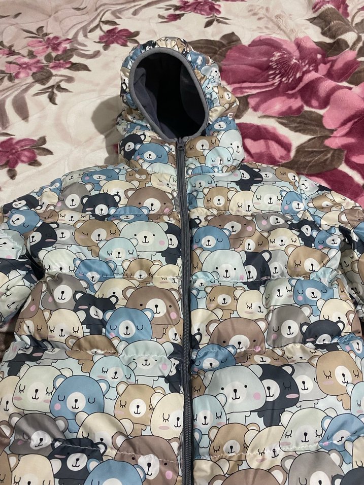 Çocuk Kapüşonlu Desenli Kışlık Mont - Görsel 3