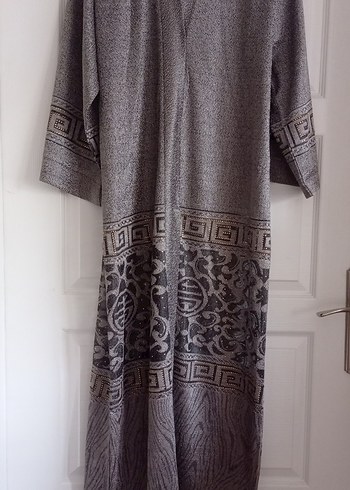 Uzun Gri Desenli Kadın Abaya - Görsel 5