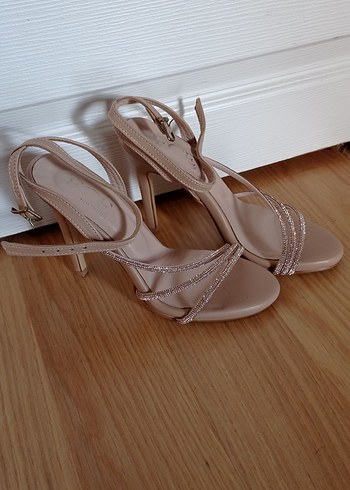 Gold Rose Taşlı İnce Topuklu Kadın Abiye Ayakkabı - Görsel 3