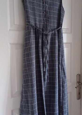 Arduvaz Grisi Kareli Düğmeli Kolsuz Elbise - Görsel 3