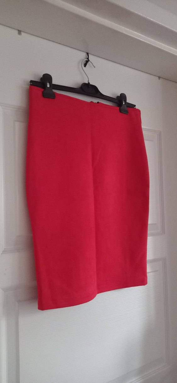 Kırmızı Süet Midi Kalem Etek - Görsel 2