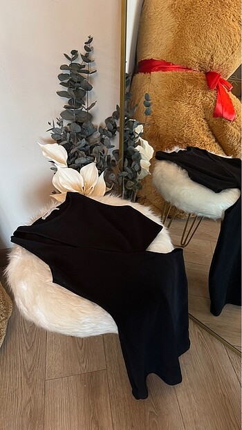 Pencere detaylı mini elbise