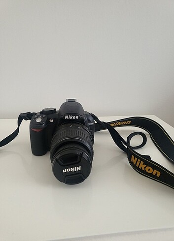  Beden Nikon D3100 fotoğraf makinesi