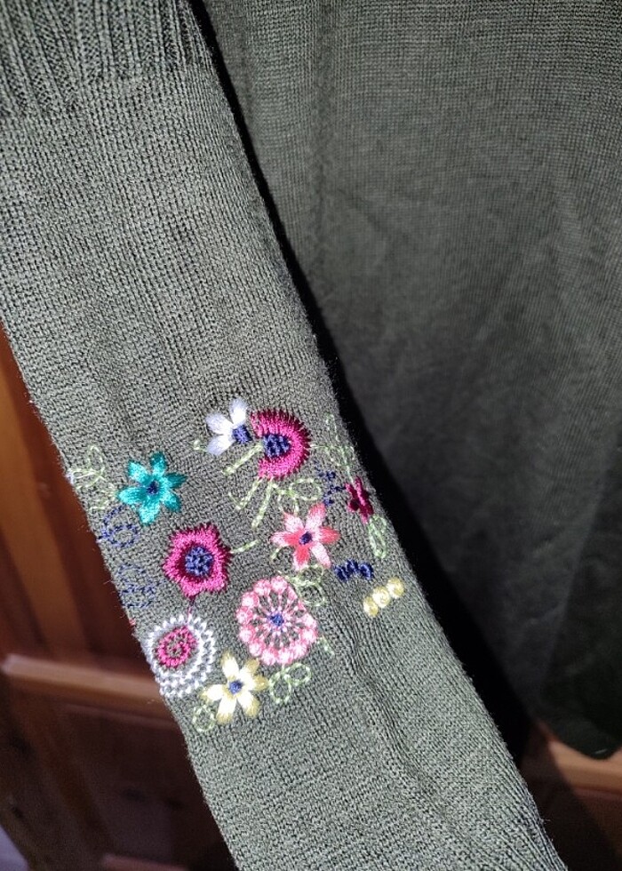 Asker yeşili tunik <kadın tesettür - Görsel 3