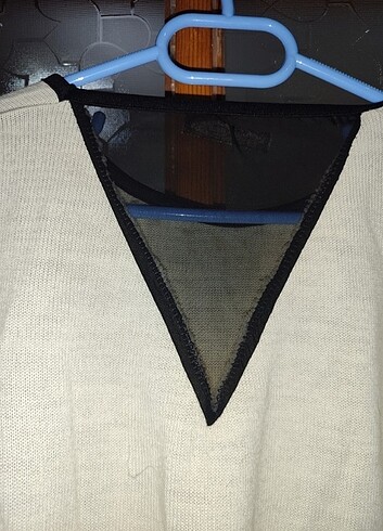 Kadın <aksesuar detaylı kazak <dekolteli - Görsel 5