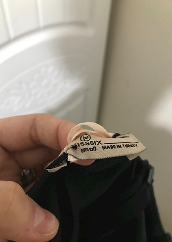 Siyah Gotik Drapeli Midi Elbise - Görsel 3